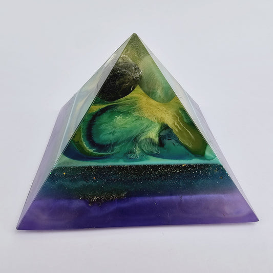 Trust your vision - Orgonite piramide