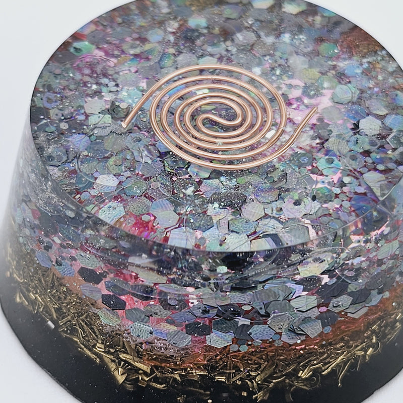 Orgonite tower met Bergkristal